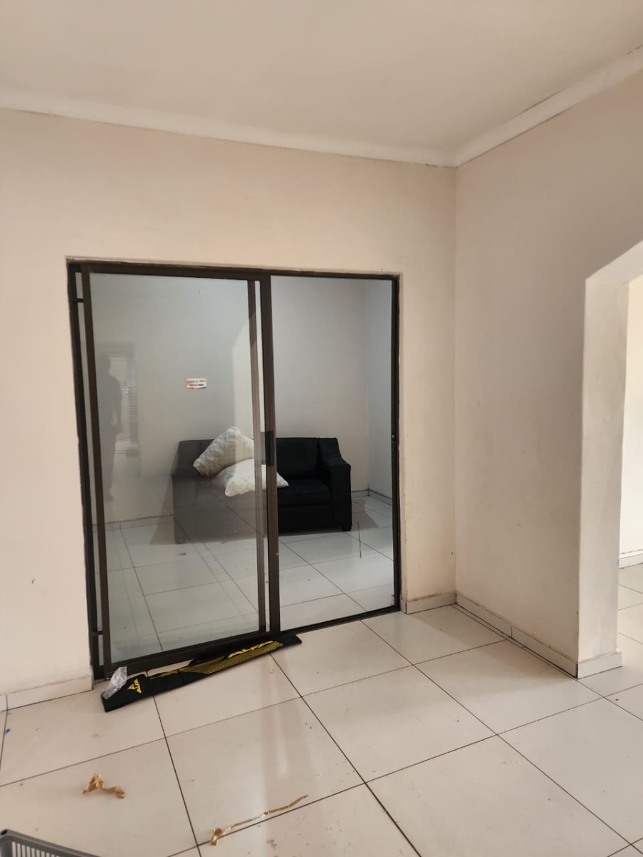 4 Bedroom Property for Sale in Flamwood North West